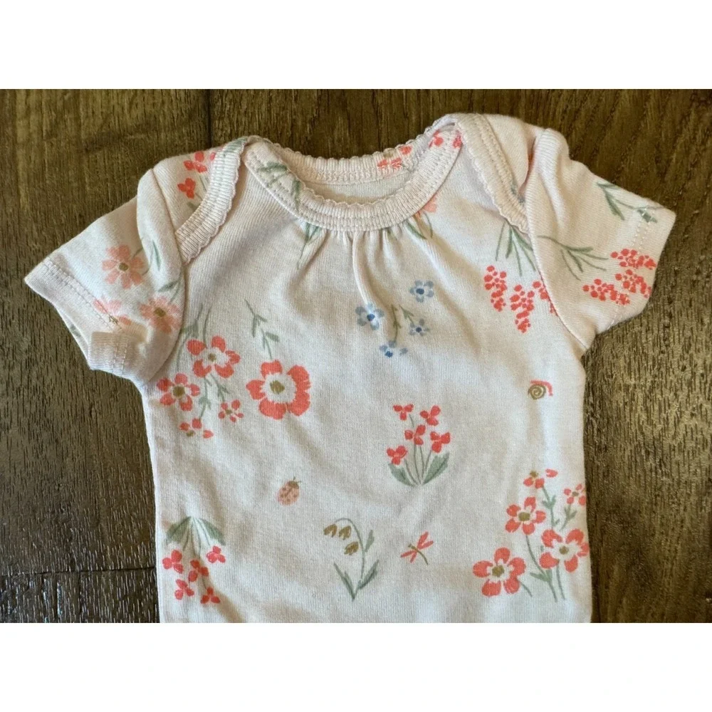 Carters Baby Girl Newborn Outfits Tee Shirts Bodysuits Clothes Smile Snuggles‎